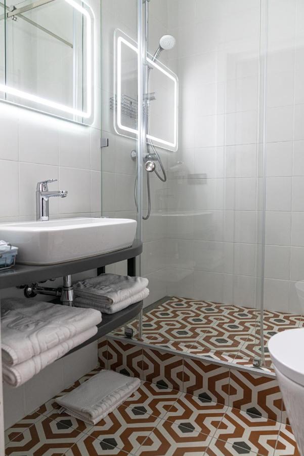 Domus Hotel-1 Kiev Luaran gambar