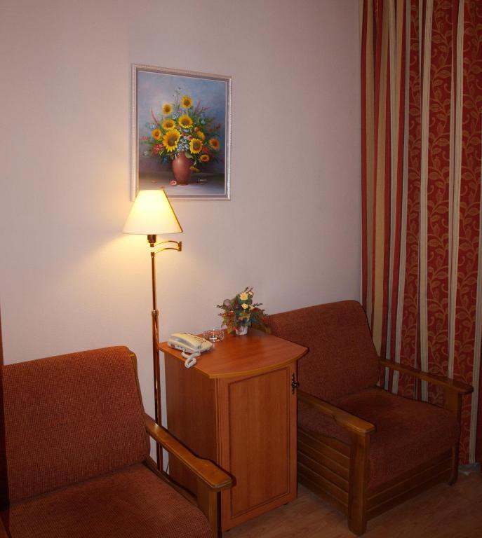 Domus Hotel-1 Kiev Luaran gambar