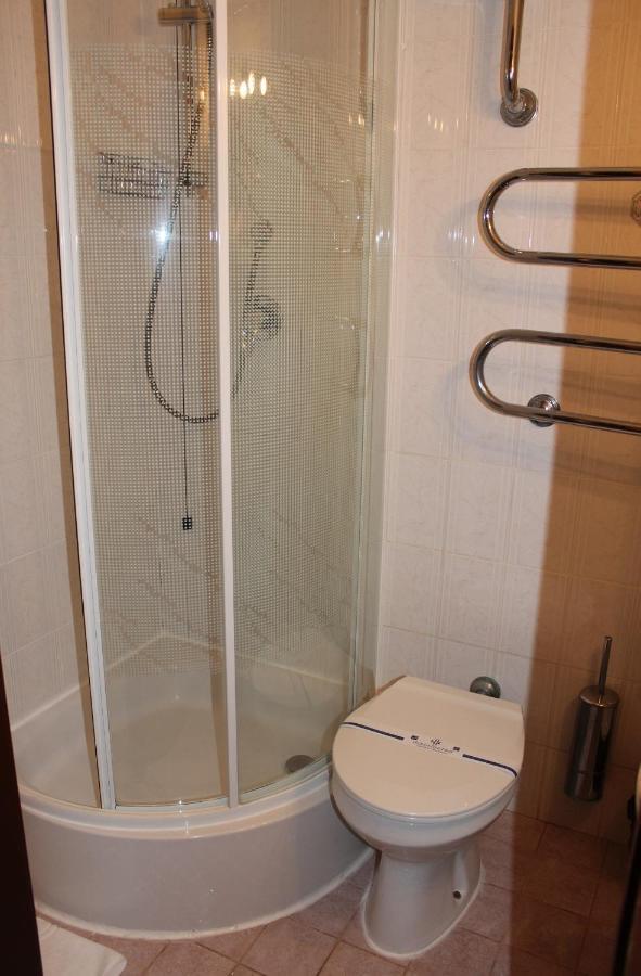 Domus Hotel-1 Kiev Luaran gambar